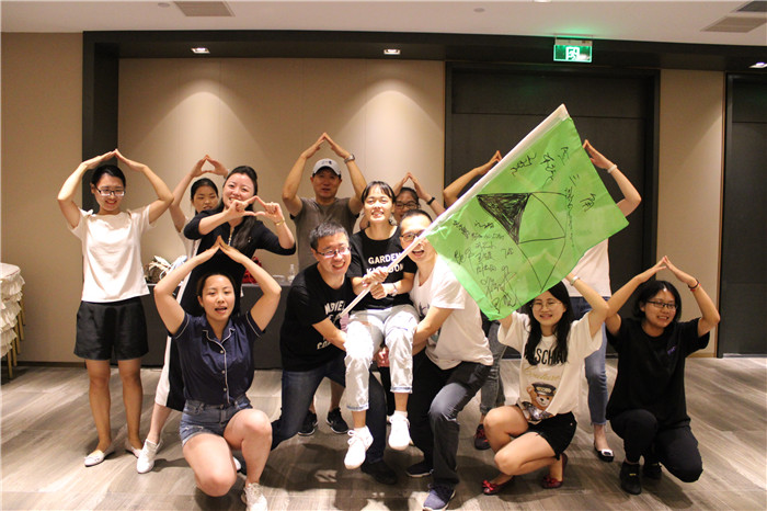 二季度银行业运行保持稳健，不良贷款环比实现双降